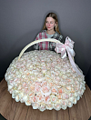 Букет из 281 розы White O'hara (Вайт Охара) в Корзине фото 6